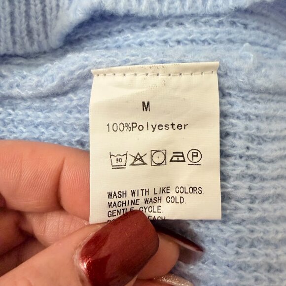 Light Blue Knit V Neck Sweater Womens Size M Cozy Pullover - Picture 5 of 5